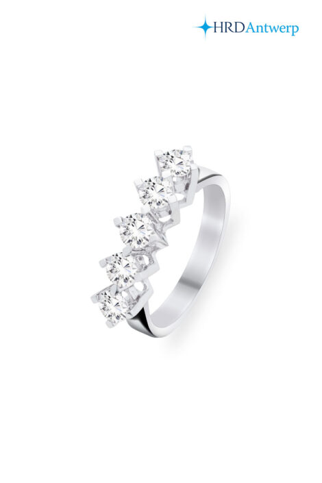 18 Ayar Beyaz Altın 1.16 Karat Beştaş Pırlanta Yüzük