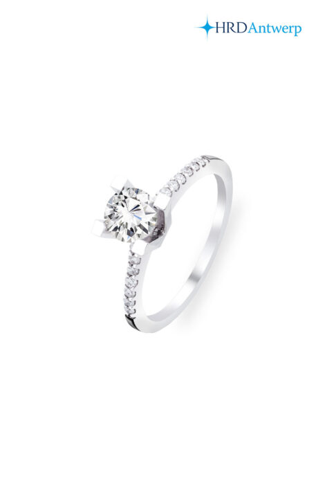 18 Ayar Beyaz Altın 0.85 Karat Tektaş Pırlanta Yüzük