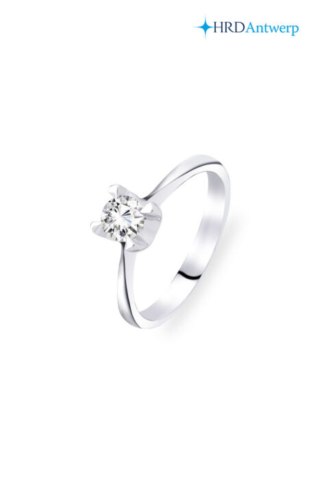 18 Ayar Beyaz Altın 0.45 Karat Tektaş Pırlanta Yüzük