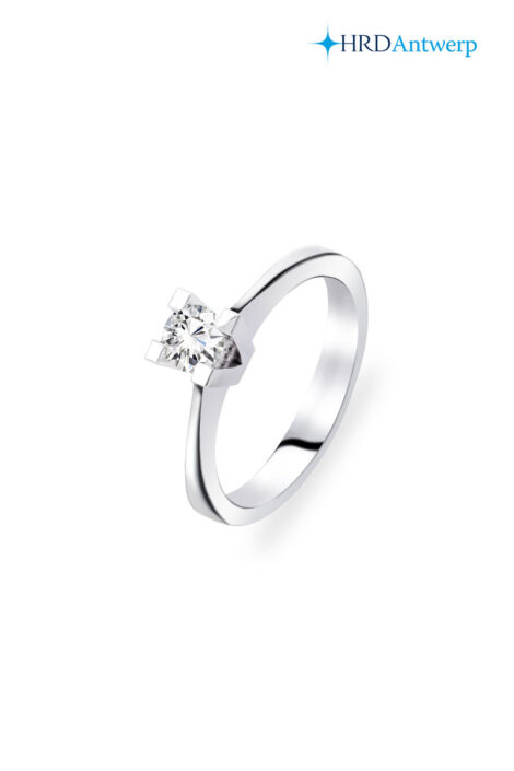 18 Ayar Beyaz Altın 0.40 Karat Tektaş Pırlanta Yüzük