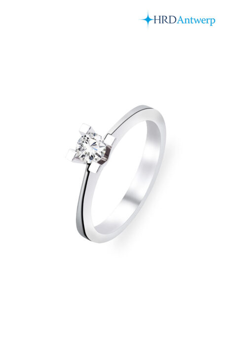 18 Ayar Beyaz Altın 0.30 Karat Tektaş Pırlanta Yüzük